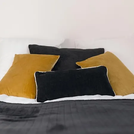 Apartment Bright House Center 4 To 6 People *